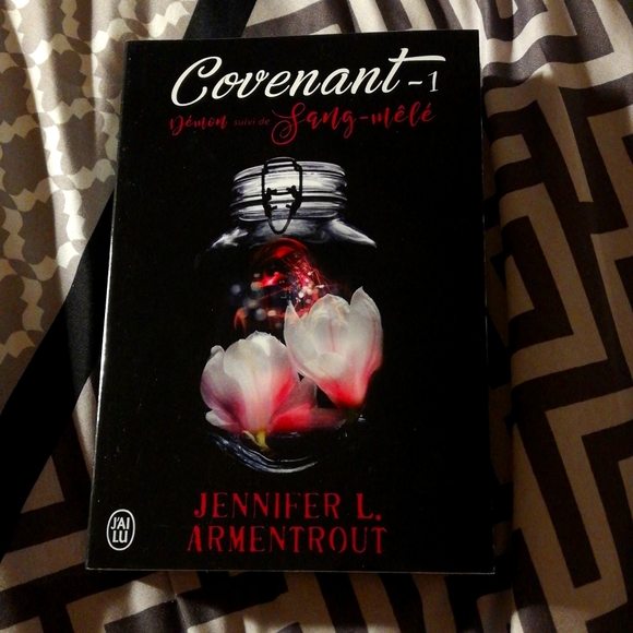 Covenant tome 1 - Picture 1 of 2